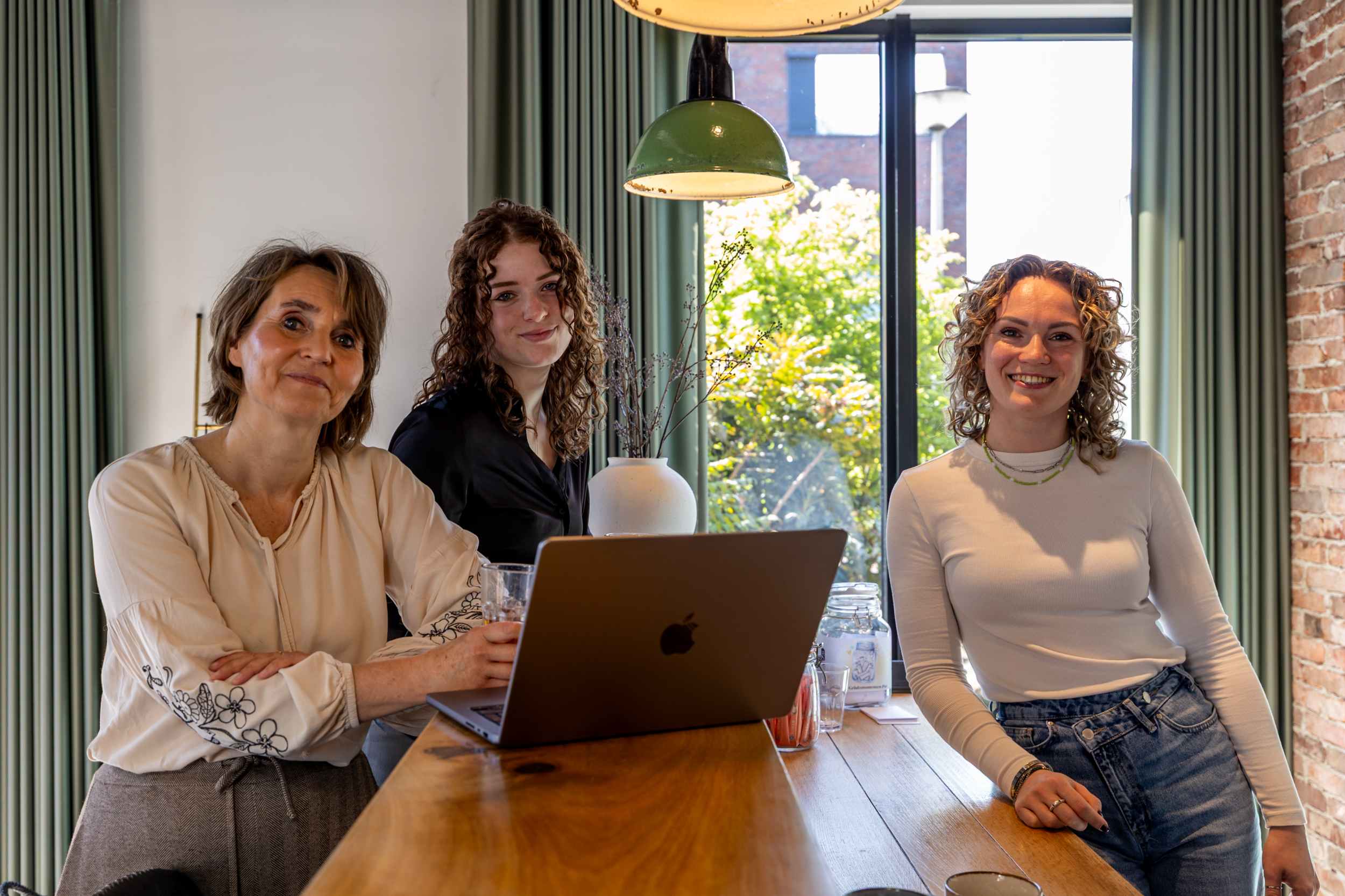 Marketing team-4