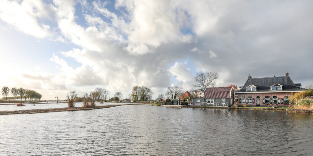 HR-makelaars-Avenhorn-1400x700-1