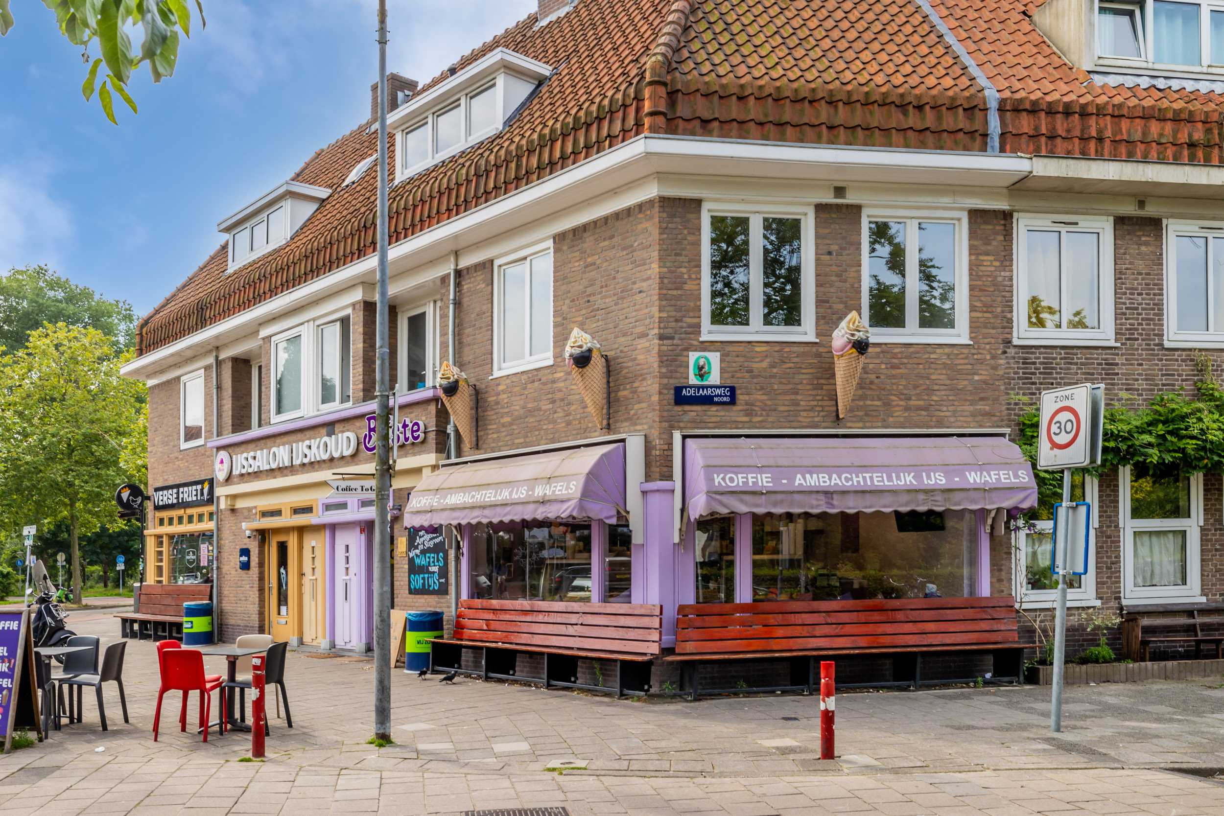 Ijssalon, Meeuwenlaan 331 Amsterdam Noord (1)