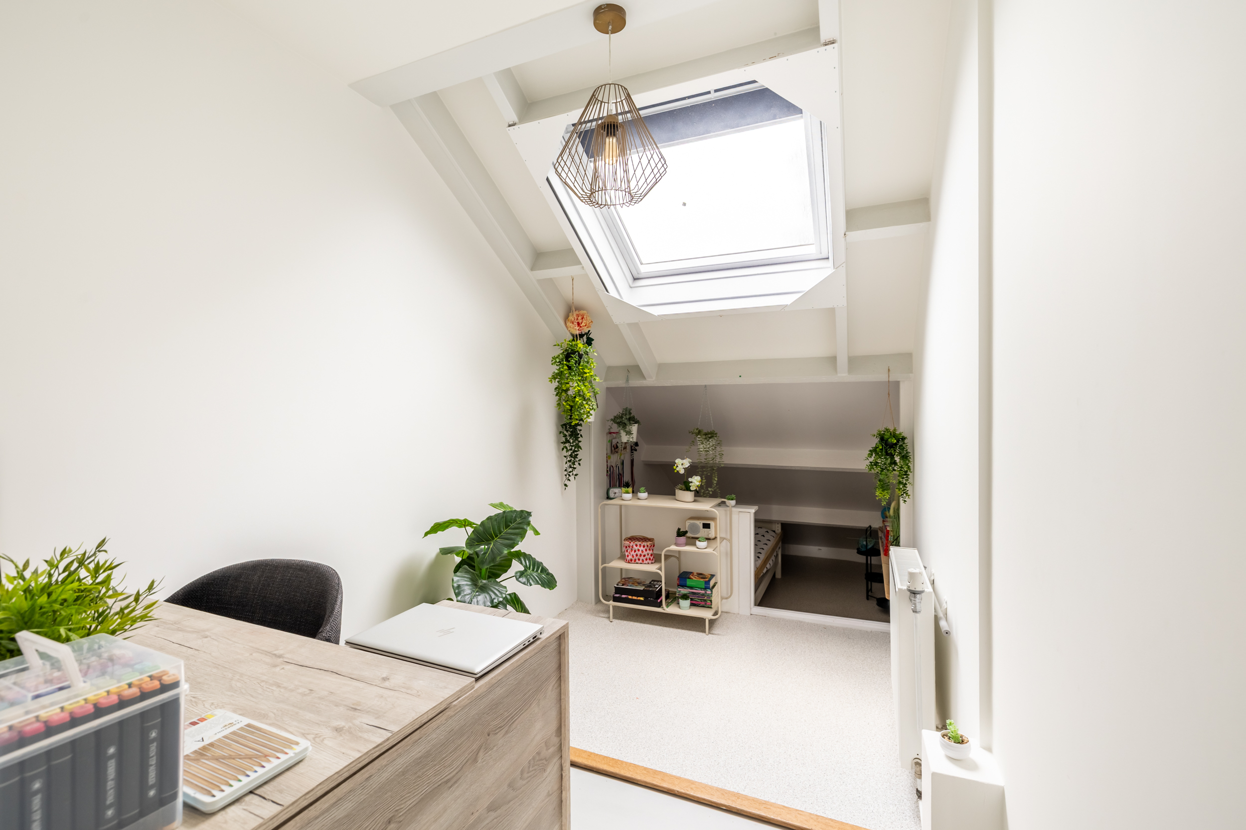 Tussenwoning te koop: De Krommert 113, Oosthuizen